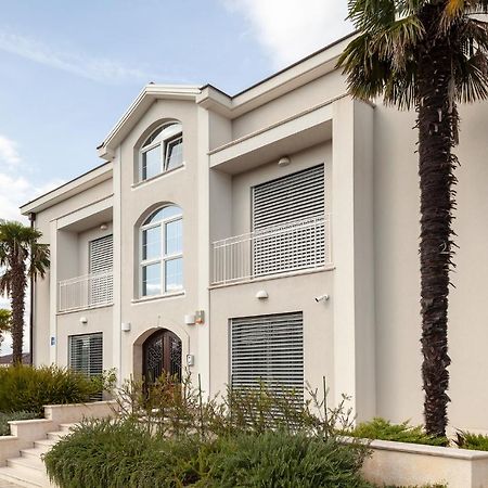 Luxury Apartments Vila Carissa Malinska Εξωτερικό φωτογραφία